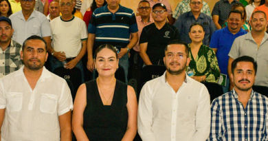 Karla Hinojosa, Presidenta Municipal Provisional de Sahuayo asiste a los «Encuentros Académicos de Formación Continua» en el Conalep.