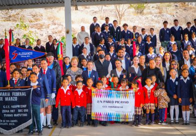 Autoridades municipales conmemoran el 109 aniversario de la Constitución Política de México en Sahuayo