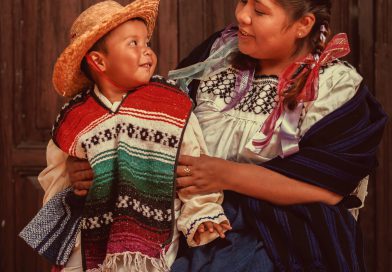 La indumentaria tradicional brillará en el Tianguis de Domingo de Ramos: Secum