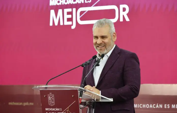 Alfredo Ramírez Bedolla anuncia entrega de 200 mil chips gratuitos con internet para estudiantes