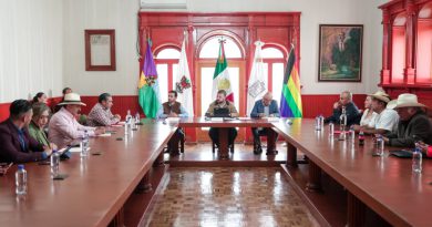 Raúl Zepeda refrenda atención y respaldo institucional a mezcaleros de Michoacán