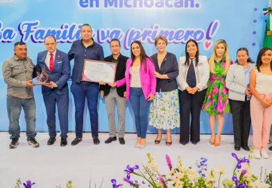 CEDECOS de Sahuayo dejan huella y reciben reconocimiento del Congreso del Estado por fortalecer a las familias