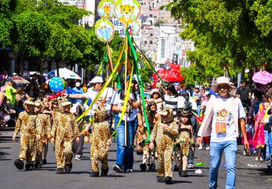 Sahuayo celebra la primavera con un desfile lleno de alegría y participación ciudadana