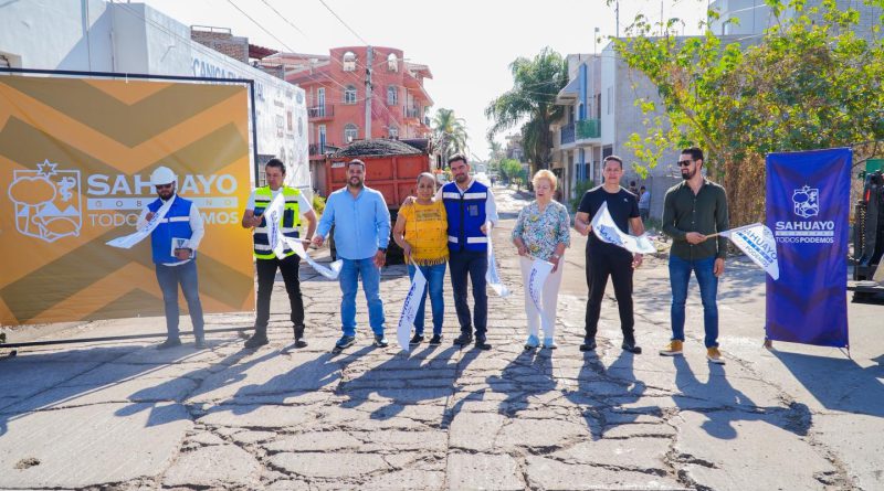 Inician trabajos de asfaltado en la colonia La Limonera, en Sahuayo