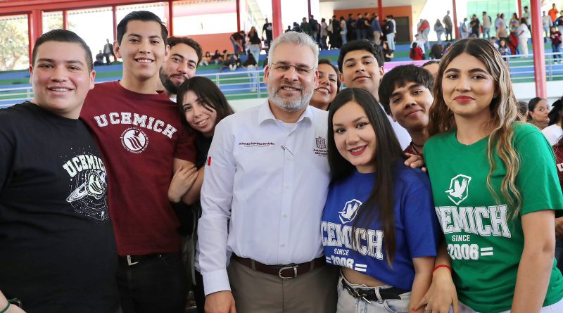 Se acabó el gasto en recargas; todos los estudiantes de prepas y universidades públicas tendrán internet gratis: Bedolla