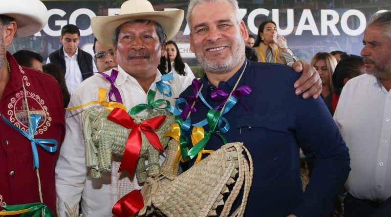 Arranca Bedolla programa de mil empleos temporales para el rescate del lago de Pátzcuaro