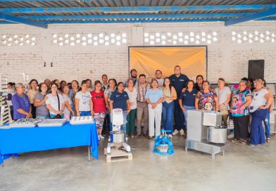 Impulsan economía familiar en Sahuayo con proyecto de panadería comunitaria