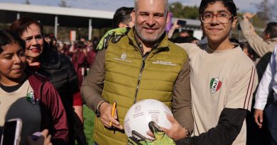 Disponibles 48 canchas de fútbol 7 para el Mundialito Escolar en Michoacán: Bedolla