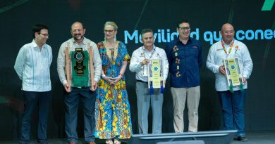 Premian a Michoacán por la Monarca como la mejor experiencia natural de México