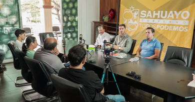 Sahuayo impulsa la educación con programa de entrega de útiles escolares