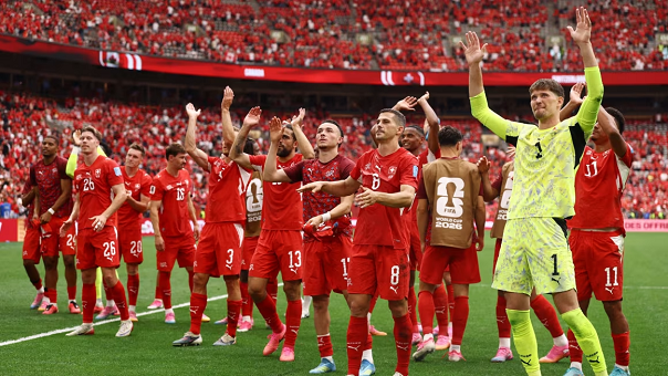 Suiza le amarga la fiesta a Canadá y se queda con el primer puesto del Grupo B