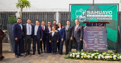 CON LA DEVELACIÓN DEL BANDO SOLEMNE, EL DR. MANUEL GÁLVEZ SÁNCHEZ DA INICIO A FIESTAS PATRIAS 2026.