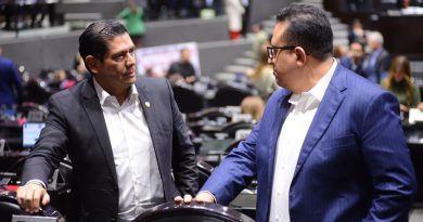 Ernesto Núñez Aguilar presenta iniciativa para expedir la nueva Ley de Imagen Institucional: «las instituciones pertenecen a los ciudadanos, no a los partidos»