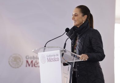 Un sueño hecho realidad; entregan Bedolla y Sheinbaum 931 viviendas a familias en Morelia